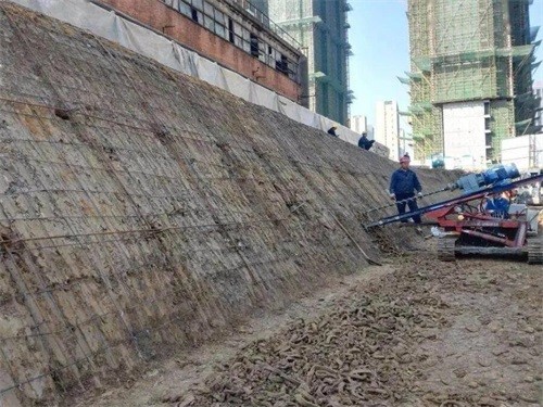 南岳建筑边坡支护
